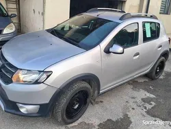 Srebrny Używany 2013 Dacia Sandero Hatchback | 17 000 zł (Uczciwa cena)