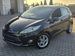 Czarny (metalik) Używany 2012 Ford Fiesta Ghia Hatchback | 19 900 zł (Uczciwa cena)