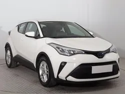 Biały Używany 2022 Toyota C-HR SUV | 92 999 zł (Uczciwa cena)
