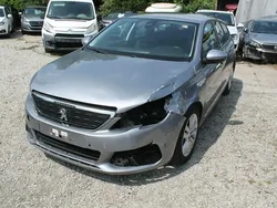 Szary Używany 2020 Peugeot 308 Kombi | 22 900 zł