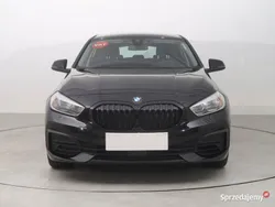 Czarny Używany 2019 BMW 118 Hatchback | 75 999 zł (Uczciwa cena)