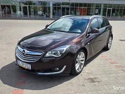 Brązowy Używany 2013 Opel Insignia Kombi | 31 500 zł (Dość drogi)