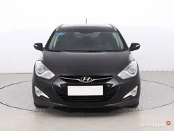 Czarny Używany 2015 Hyundai i40 Kombi | 35 999 zł (Uczciwa cena)