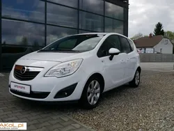 Biały Używany 2012 Opel Meriva Minivan | 27 900 zł (Dość drogi)