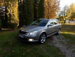 Beżowy (metalik) Używany 2009 Skoda Octavia Kombi | 19 999 zł (Uczciwa cena)