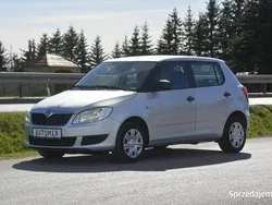 Srebrny Używany 2012 Skoda Fabia Hatchback | 10 800 zł