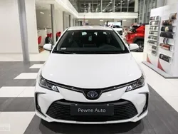 Biały Używany 2022 Toyota Corolla Comfort Sedan/Limuzyna | 93 850 zł (Dość drogi)