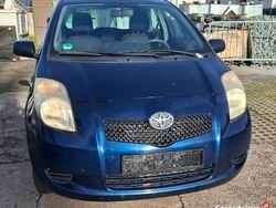 Niebieski Używany 2008 Toyota Yaris Hatchback | 6000 zł (Dobra cena)