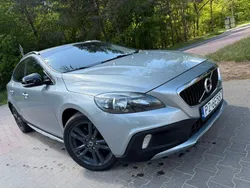 Szary Używany 2013 Volvo V40 CC Kombi | 38 999 zł