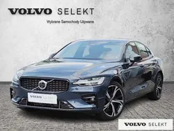 Niebieski Używany 2024 Volvo S60 Sedan/Limuzyna | 194 900 zł