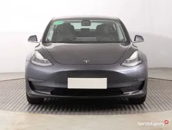 Szary Używany 2019 Tesla Model 3 Sedan/Limuzyna | 78 499 zł
