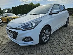 Biały (metalik) Używany 2018 Hyundai i20 Hatchback | 36 500 zł (Uczciwa cena)