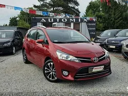 Czerwony Używany 2013 Toyota Verso Minivan | 42 900 zł (Dość drogi)
