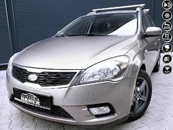 Szary Używany 2010 Kia Ceed Kombi | 16 599 zł (Dobra cena)