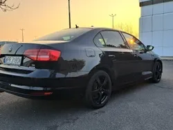 Czarny Używany 2015 VW Jetta Sedan/Limuzyna | 47 700 zł (Dość drogi)