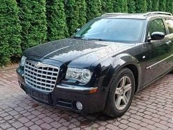 Czarny Używany 2008 Chrysler 300C Kombi | 15 000 zł (Dość drogi)