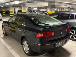 Szary Używany 2006 Renault Laguna II Initiale Paris Hatchback | 10 000 zł (Drogi)
