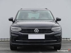 Czarny Używany 2021 VW Tiguan SUV | 99 999 zł (Uczciwa cena)