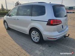 Srebrny Używany 2017 VW Sharan Minivan | 128 000 zł