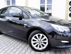 Czarny Używany 2014 Opel Astra Energy Hatchback | 34 999 zł (Dobra cena)