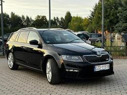 Czarny (metalik) Używany 2014 Skoda Octavia RS Kombi | 46 900 zł (Uczciwa cena)