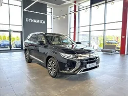 Czarny (metalik) Używany 2018 Mitsubishi Outlander Intense+ SUV | 94 900 zł (Dość drogi)