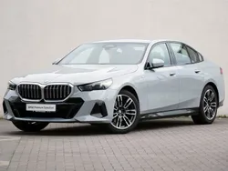 Szary brooklyn m metalizowany Używany 2023 BMW 520 Comfort Edition Sedan/Limuzyna | 245 999 zł (Dobra cena)