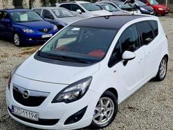 Biały (metalik) Używany 2011 Opel Meriva Minivan | 26 900 zł (Uczciwa cena)