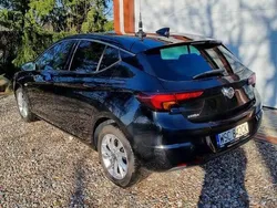 Czarny Używany 2017 Opel Astra Innovation Hatchback | 51 900 zł (Drogi)