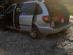 Srebrny Używany 2003 Dodge Grand Caravan Minivan | 5000 zł