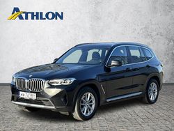 Czarny (metalik) Używany 2022 BMW X3 SUV | 168 200 zł