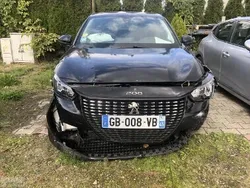 Czarny Używany 2021 Peugeot 208 Hatchback | 36 890 zł