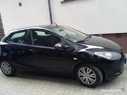Brązowy Używany 2008 Mazda 2 Hatchback | 7900 zł (Dość drogi)