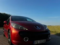 Czerwony Używany 2008 Peugeot 207 Hatchback | 7999 zł (Dobra cena)