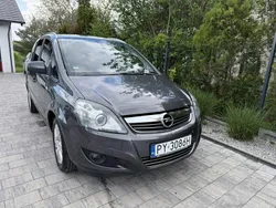 Srebrny Używany 2012 Opel Zafira Minivan | 19 900 zł