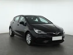Czarny Używany 2020 Opel Astra Hatchback | 44 499 zł (Uczciwa cena)