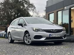 Srebrny (metalik) Używany 2021 Opel Astra Kombi | 43 999 zł (Super Cena)