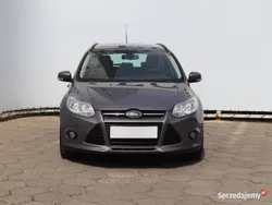 Szary Używany 2014 Ford Focus Kombi | 25 999 zł (Uczciwa cena)