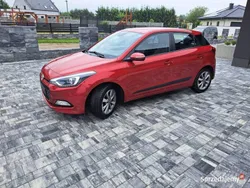 Bordowy Używany 2015 Hyundai i20 Hatchback | 24 900 zł (Uczciwa cena)