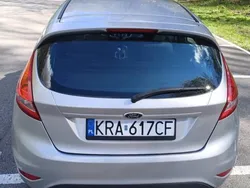 Srebrny Używany 2010 Ford Fiesta Hatchback | 18 500 zł (Uczciwa cena)