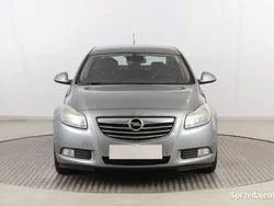 Srebrny Używany 2010 Opel Insignia Sedan/Limuzyna | 19 999 zł (Dobra cena)