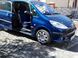 Granatowy Używany 2005 Peugeot 1007 Hatchback | 11 500 zł