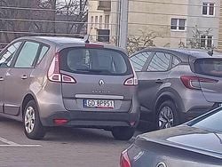 Szary Używany 2010 Renault Scénic III Minivan | 5000 zł