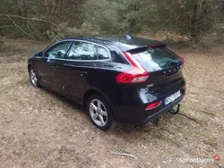 Czarny Używany 2015 Volvo V40 Kombi | 32 000 zł (Dobra cena)