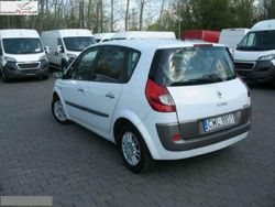 Biały (metalik) Używany 2006 Renault Scénic II Minivan | 7900 zł