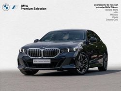 Szary sophisto z brylantowym połyskiem metalizowany Używany 2024 BMW 520 Comfort Edition Sedan/Limuzyna | 234 900 zł (Super Cena)