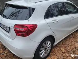 Biały Używany 2014 Mercedes 180 Sedan/Limuzyna | 40 000 zł