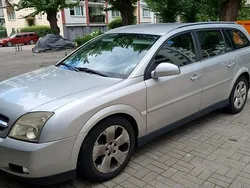 Srebrny (metalik) Używany 2004 Opel Vectra Kombi | 8900 zł (Drogi)