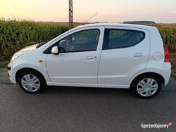 Biały Używany 2010 Nissan Pixo Hatchback | 12 900 zł