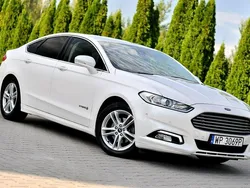 Biały (metalik, perła) Używany 2018 Ford Mondeo Hatchback | 59 900 zł (Uczciwa cena)